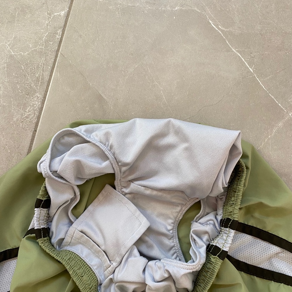 Olive a green Nike running shorts - Picture 6 of 6